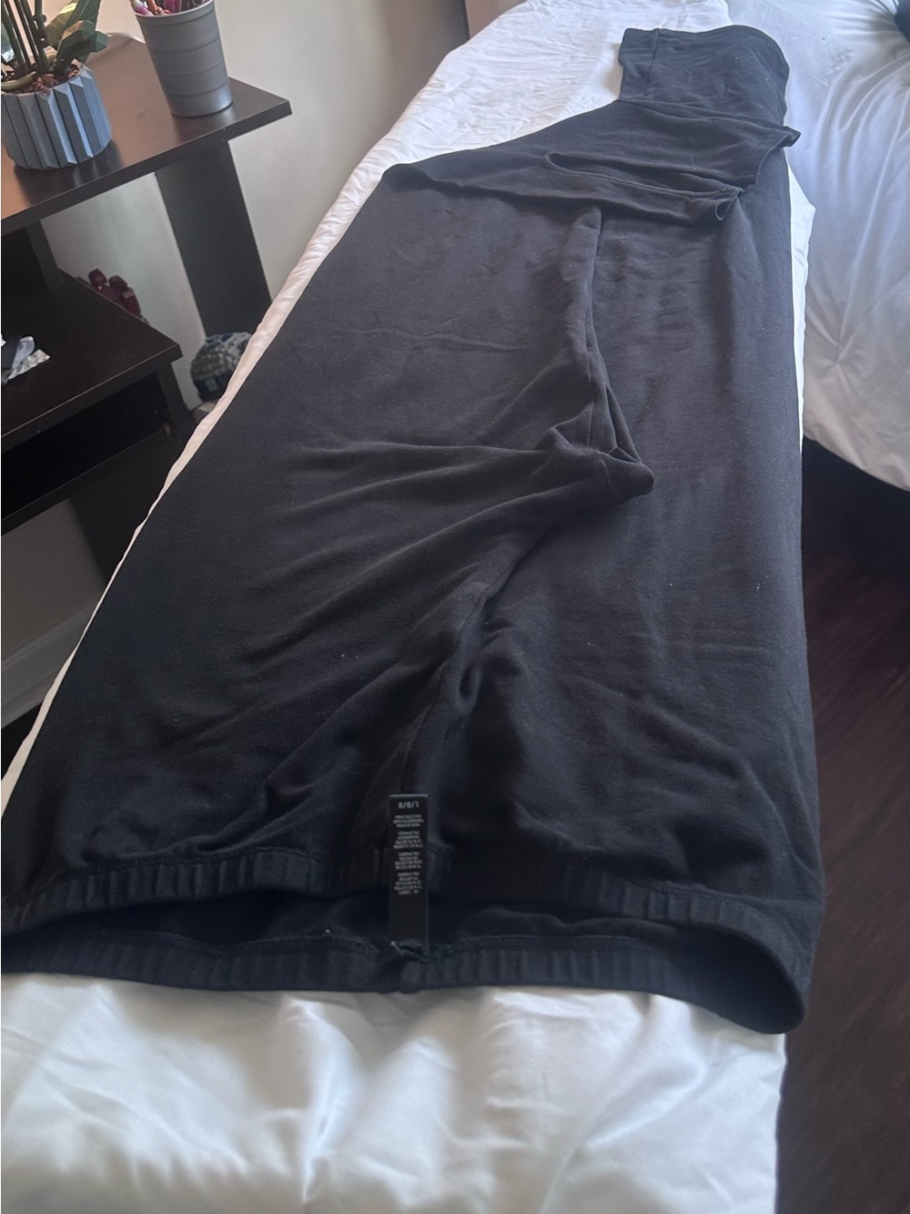Skims Outdoor Split Hem Pant - Picture 3 of 4